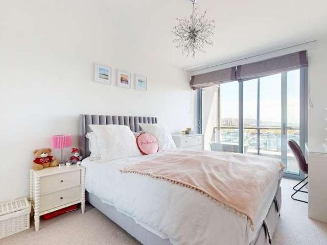 Flat for sale in Stonehouse, Mount Wise