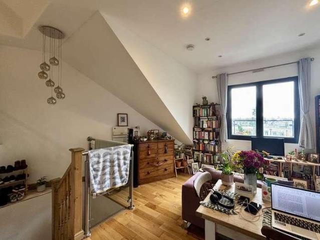 Flat for sale in London Borough of Lewisham, Greater London