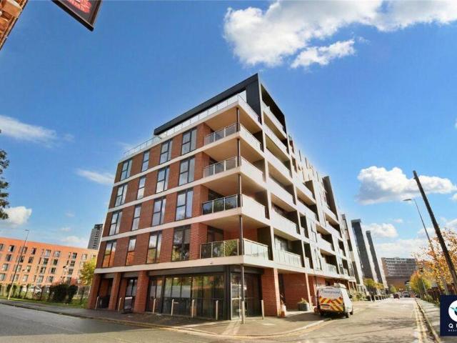 Flat for sale in Ordsall, Salford
