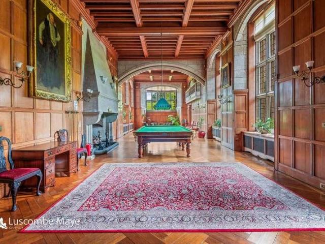 Flat for sale in Strode, Devon