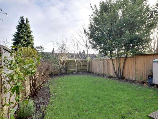 Flat for sale in East Greenwich, Greater London
