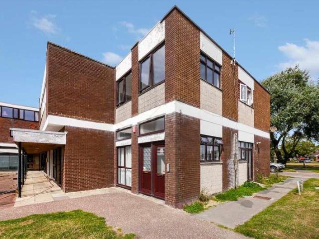 Flat for sale in Clapham, West Sussex