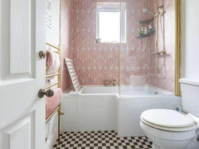 Flat for sale in The Bridge, Kent