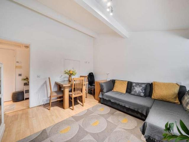Flat for sale in Northwood, Isle Of Man