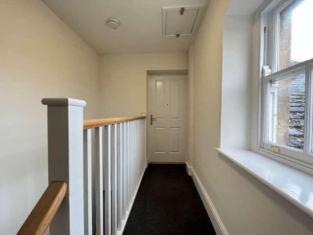 Flat for sale in Fairford, Fossebridge