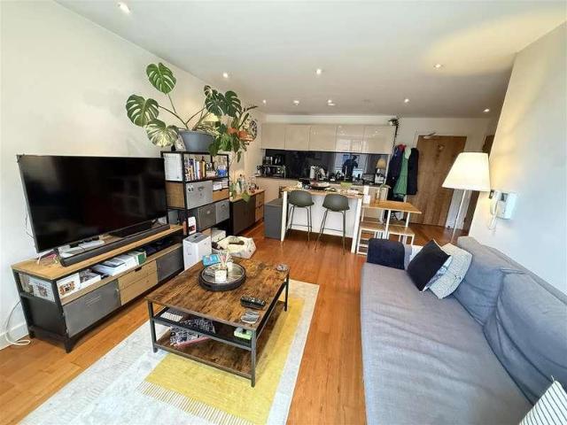 Flat for sale in Georgia, Greater Manchester