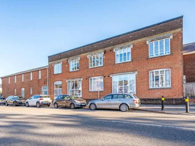 Flat for sale in North Camp, Rushmoor