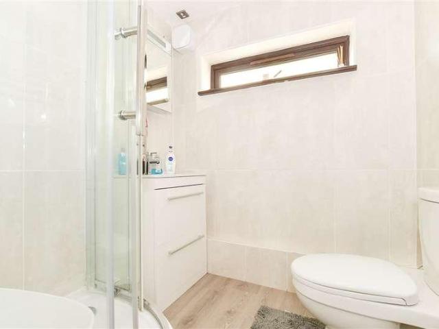 Flat for sale in Perryfields, West Sussex