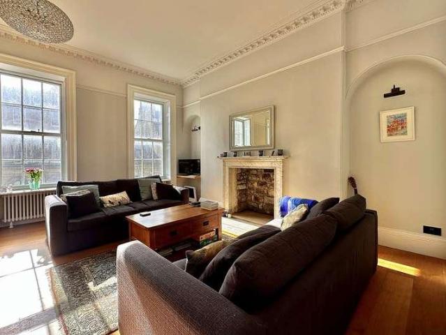 Flat for sale in Kingsmead, Bath