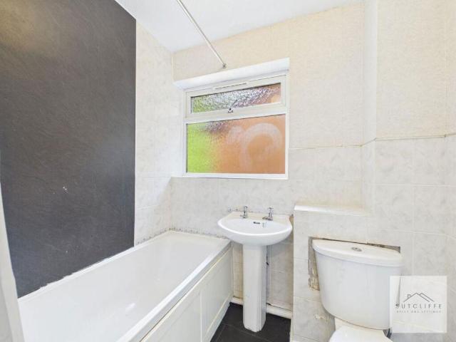 Flat for sale in Deepdale, Higher Bartle