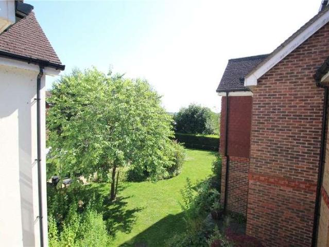 Flat for sale in Brackley, Northamptonshire