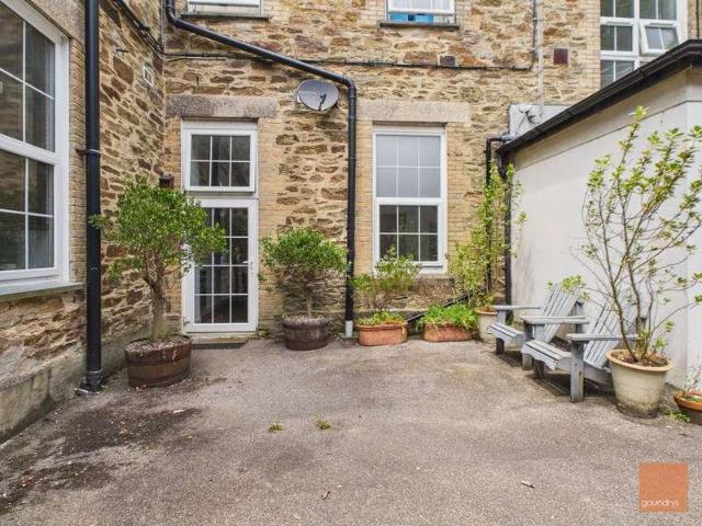Flat for sale in Penwartha Coombe, Cornwall