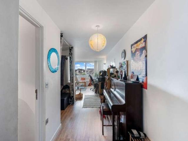 Flat for sale in St Ann's, Haddon