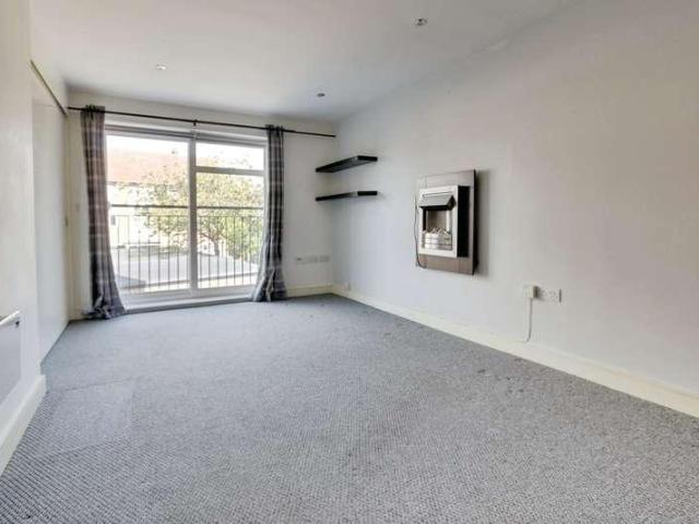 Flat for sale in The Groves, High Field