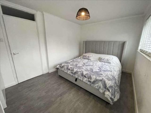 Flat for sale in Yardley, West Midlands