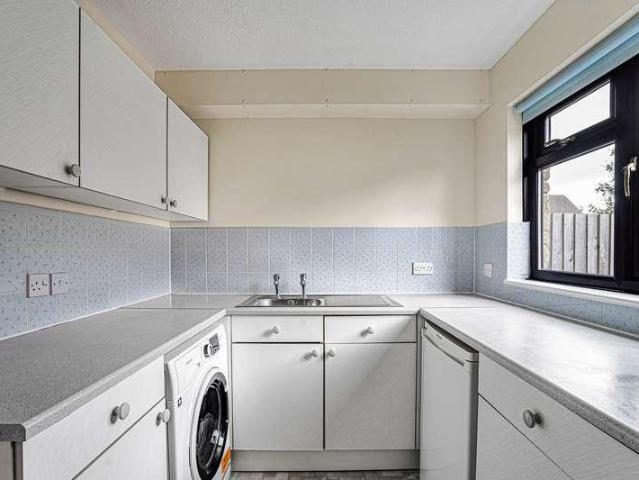Flat for sale in Chesterton, Cotswold
