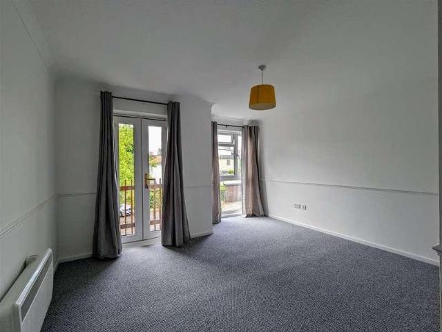 Flat for sale in Southsea, City Of Portsmouth