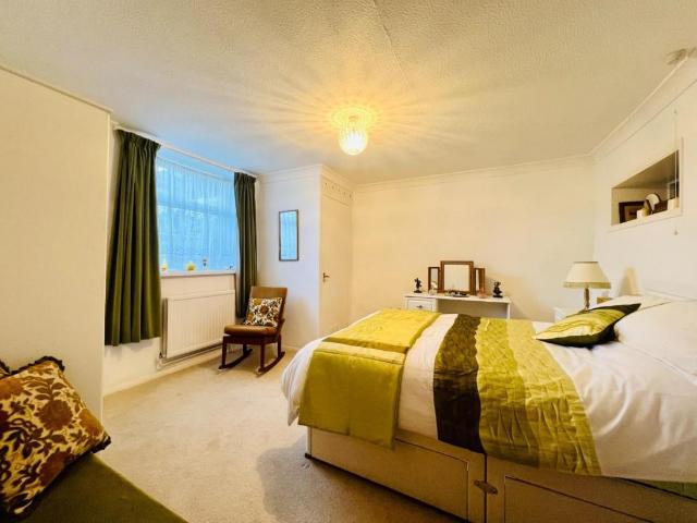 Flat for sale in Hythe, Folkestone