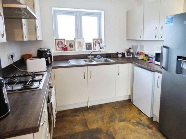 Flat for sale in Hedge End, Helford