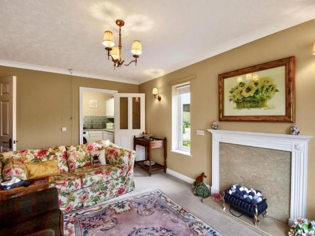 Flat for sale in Harlow, Harrogate
