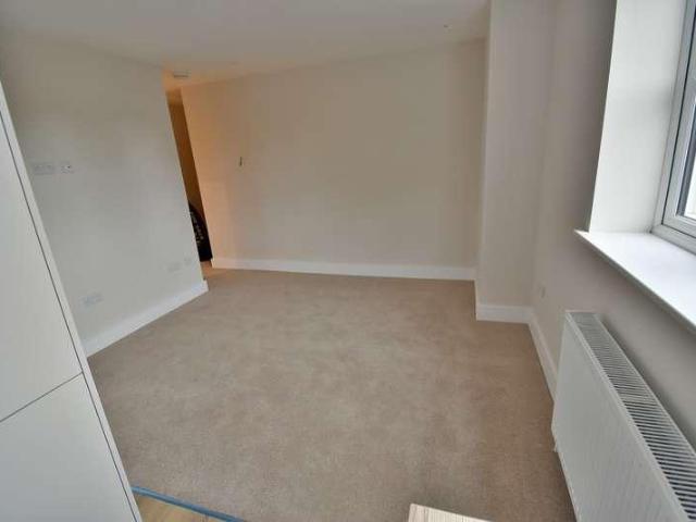 Flat for sale in Tricketts Cross, Ferndown