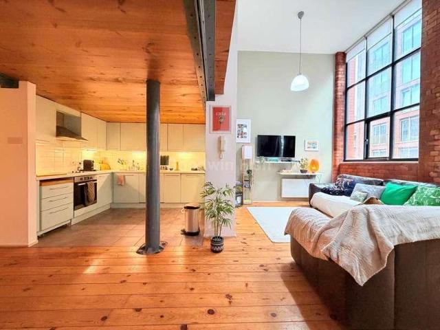 Flat for sale in Hulme, Manchester