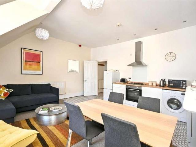 Flat for sale in Roselands, Eastbourne