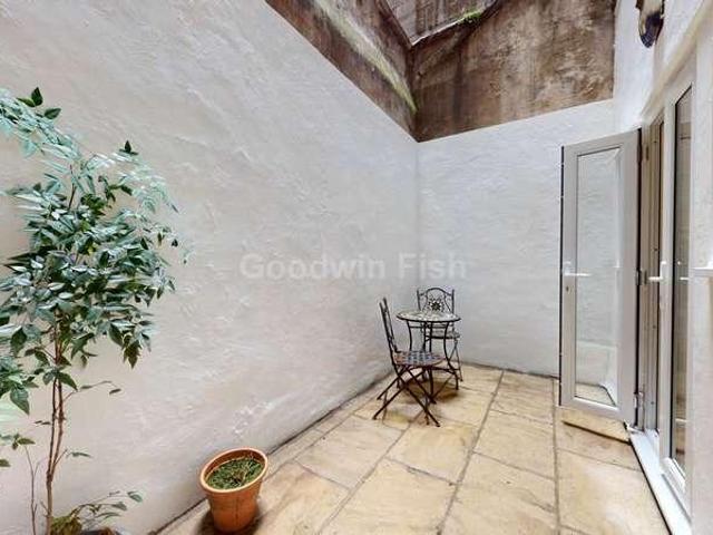 Flat for sale in City Centre, Georgia