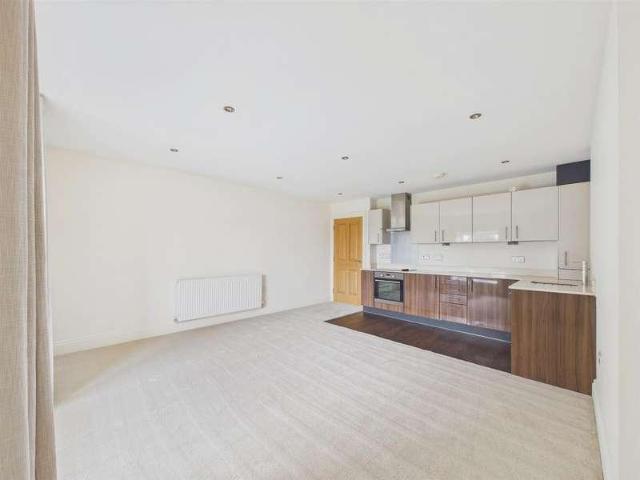 Flat for sale in Malvern Wells, Malvern Hills