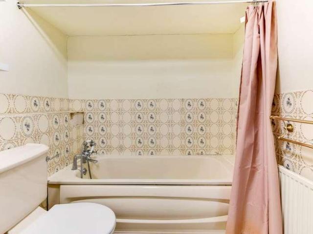 Flat for sale in Aldrington