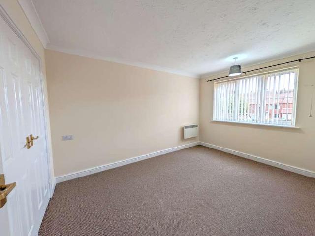 Flat for sale in Skegness, East Lindsey