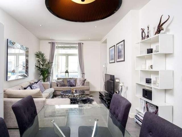 Flat for sale in Mapesbury, Greater London