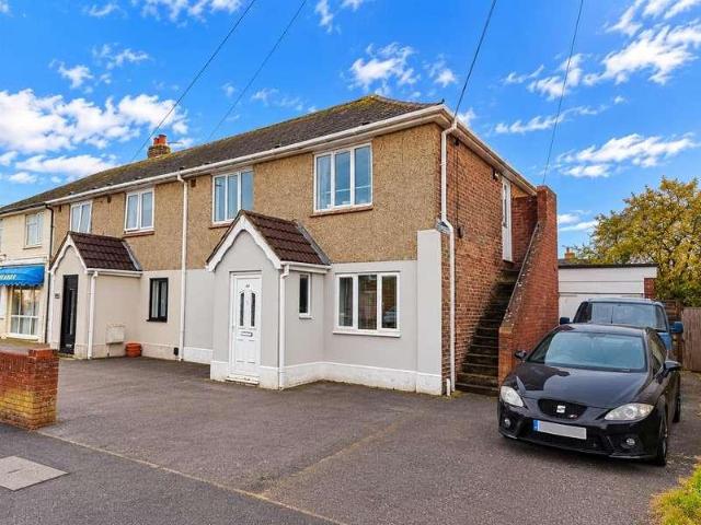 Flat for sale in Portchester, Fareham