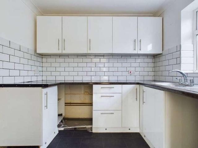 Flat for sale in Shoreham-by-Sea, Adur