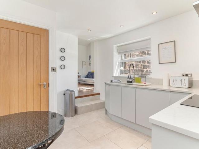 Flat for sale in Low Harrogate, Harrogate