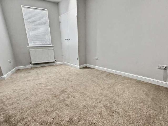 Flat for sale in Wick, Bournemouth