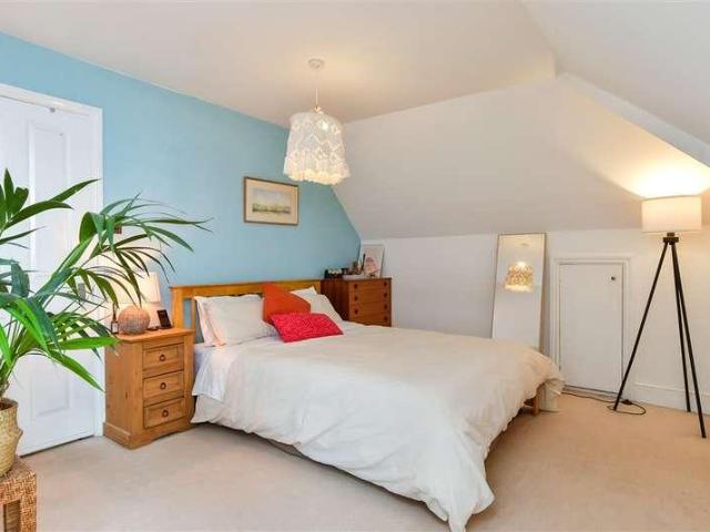Flat for sale in Brighton Marina Village, Roedean
