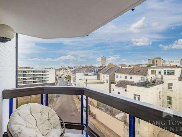 Flat for sale in West Hoe, Mount Wise