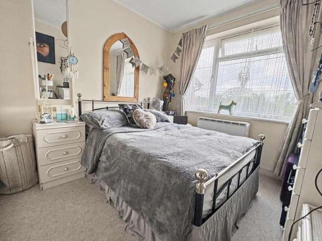 Flat for sale in Broadstone, Poole