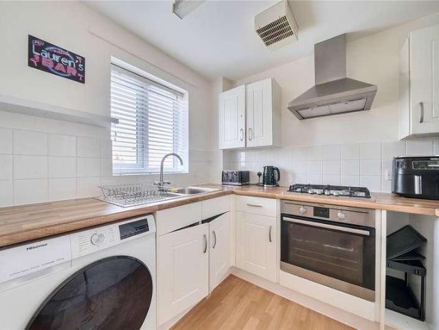 Flat for sale in Lower Green Esher, Blackhills