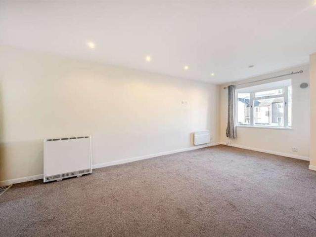 Flat for sale in Chesham