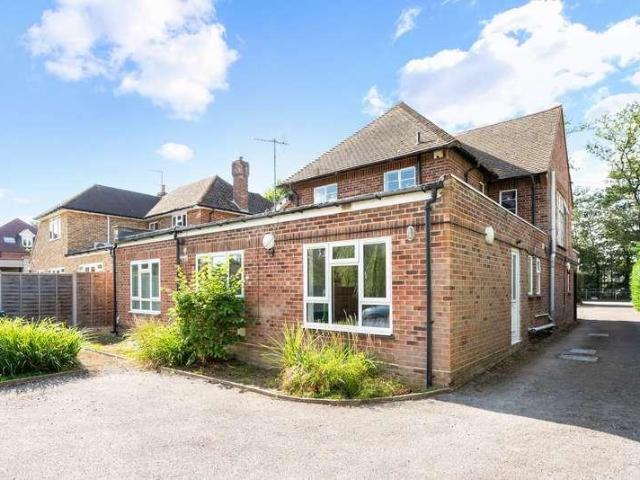 Flat for sale in Edenbridge, Sevenoaks