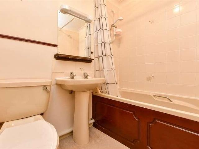 Flat for sale in Greater London