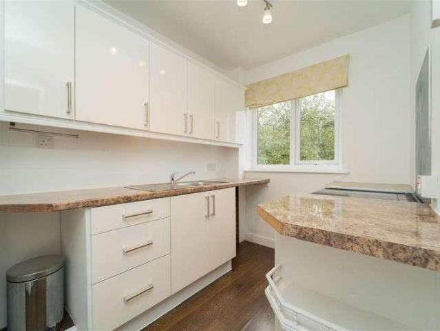 Flat for sale in Chorlton-cum-Hardy, Manchester
