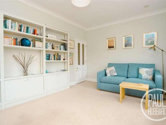 Flat for sale in Eastbridge, Suffolk