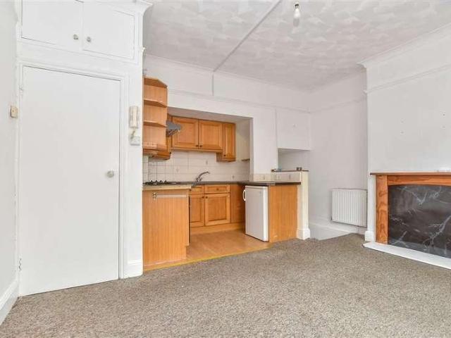 Flat for sale in Nodehill, Shide