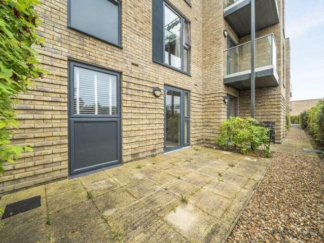 Flat for sale in Great Western Park, Vale of White Horse