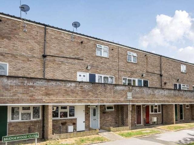 Flat for sale in London Borough of Bromley, Greater London