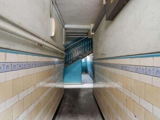 Flat for sale in Morningside, Scotland