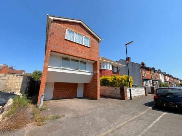 Flat for sale in Freemantle, City Of Southampton